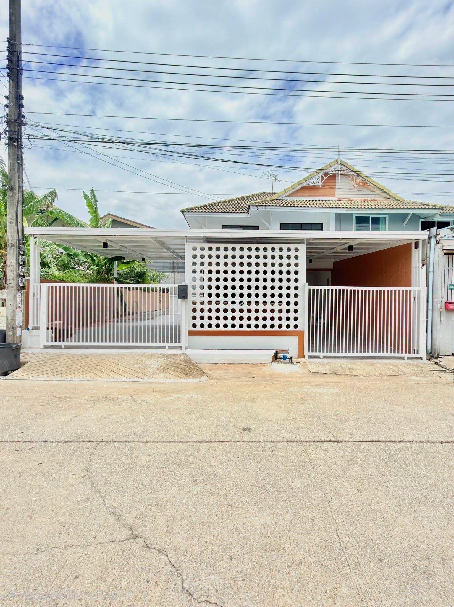 หมู่บ้านพฤกษาB