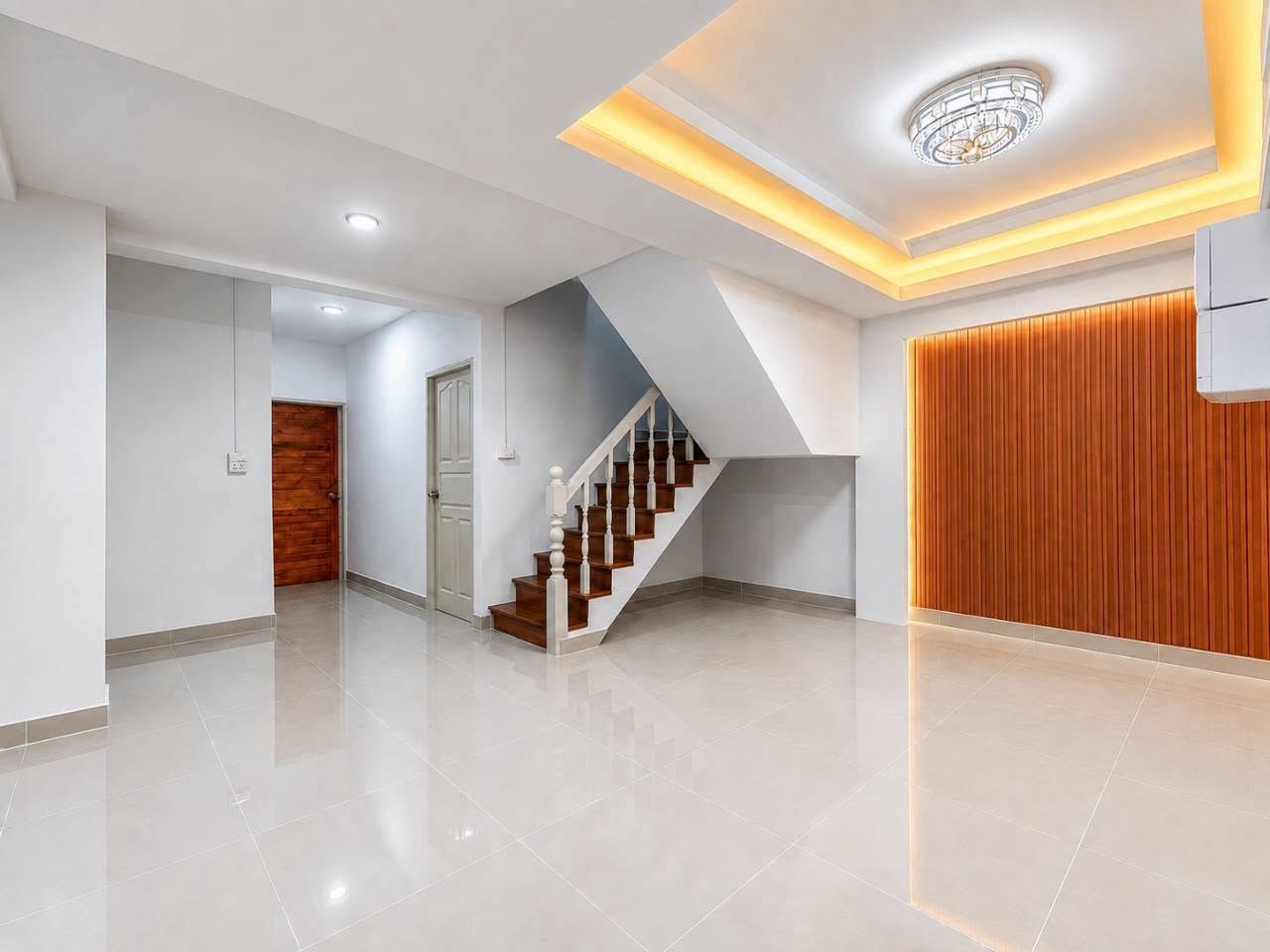 หมู่บ้านแสงตะวัน รังสิต – คลอง11