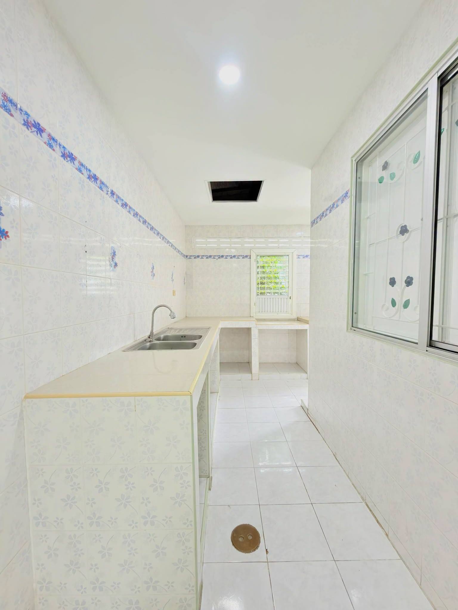 หมู่บ้านพฤกษาวิลล์46/1 (หลังมุมถนนเมน)
